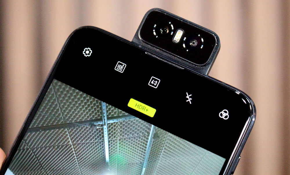 Câmera flip do ZenFone 6